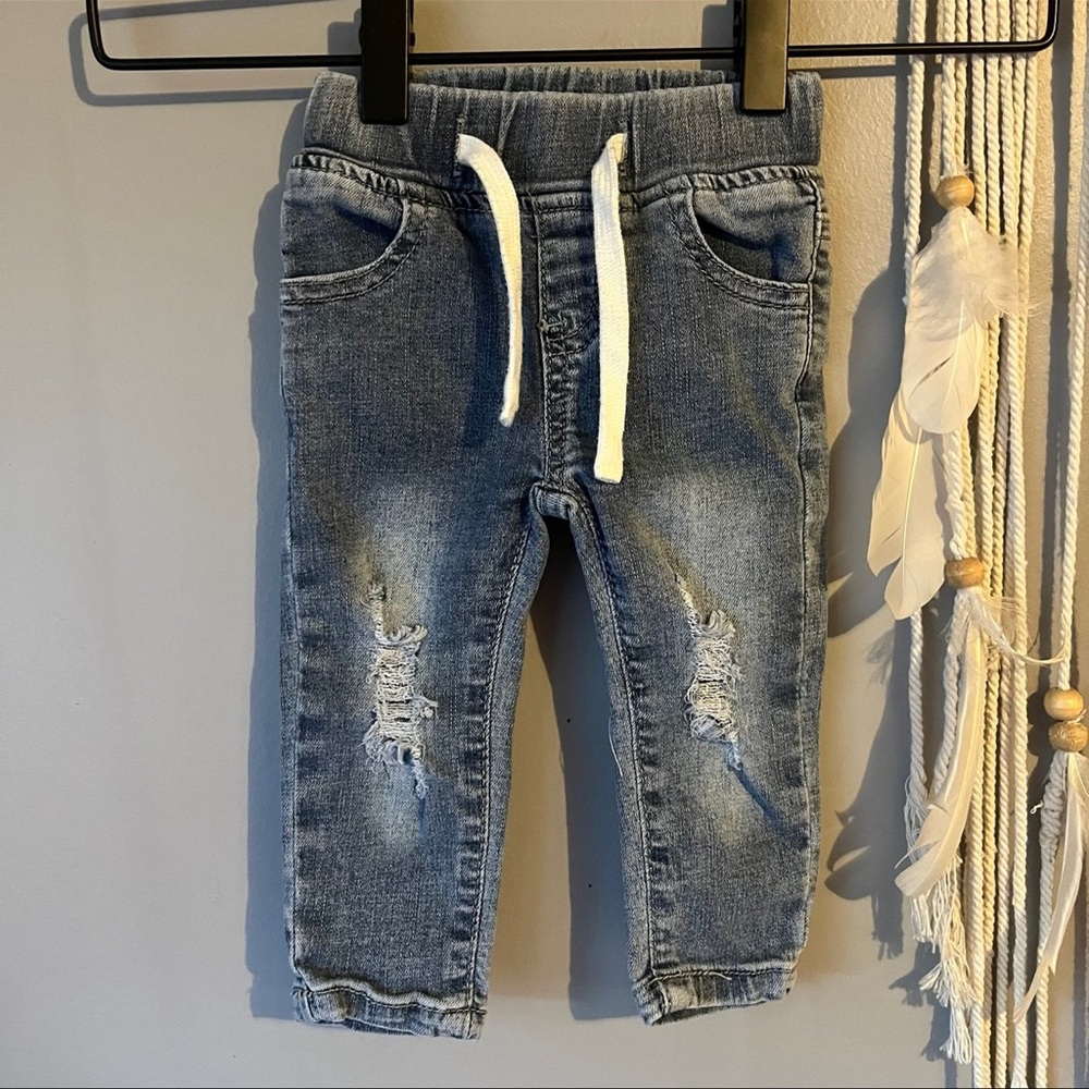 Little Bipsy Distressed Jeans